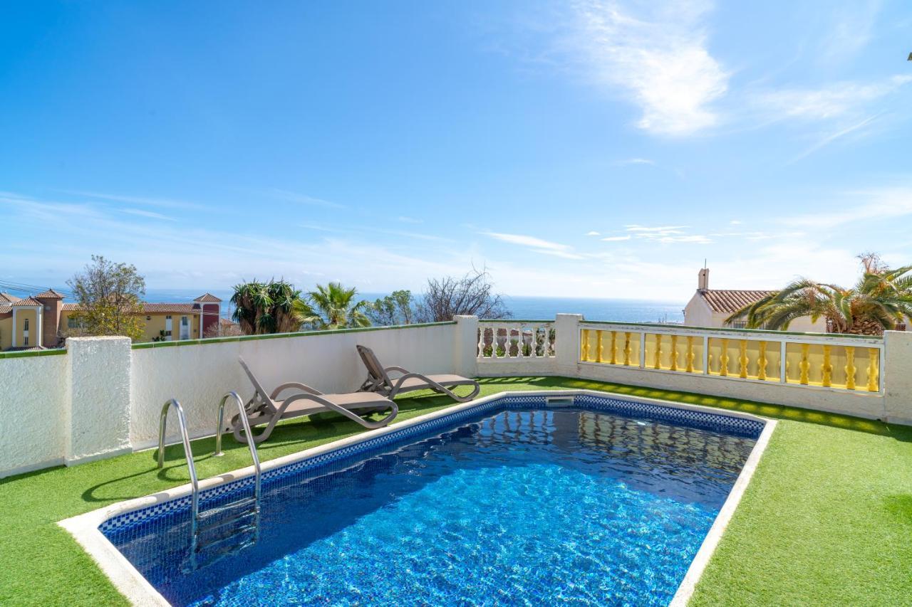 Villa Kenny Private Pool Casasol Nerja Bagian luar foto