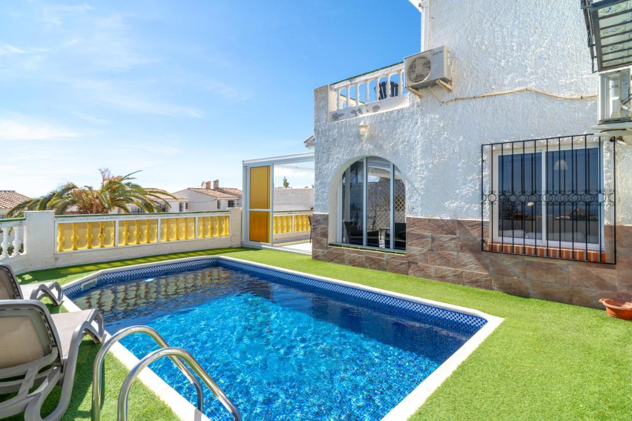 Villa Kenny Private Pool Casasol Nerja Bagian luar foto