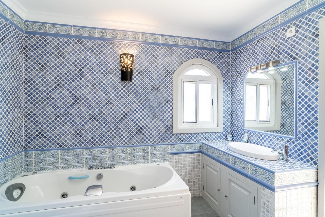 Villa Kenny Private Pool Casasol Nerja Bagian luar foto